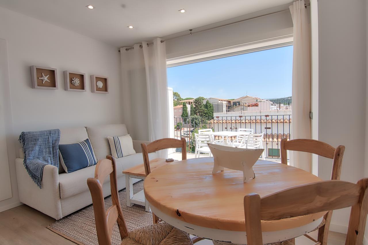Sant Roc Apartments A Minute From The Beach Calella De Palafrugell Exterior photo